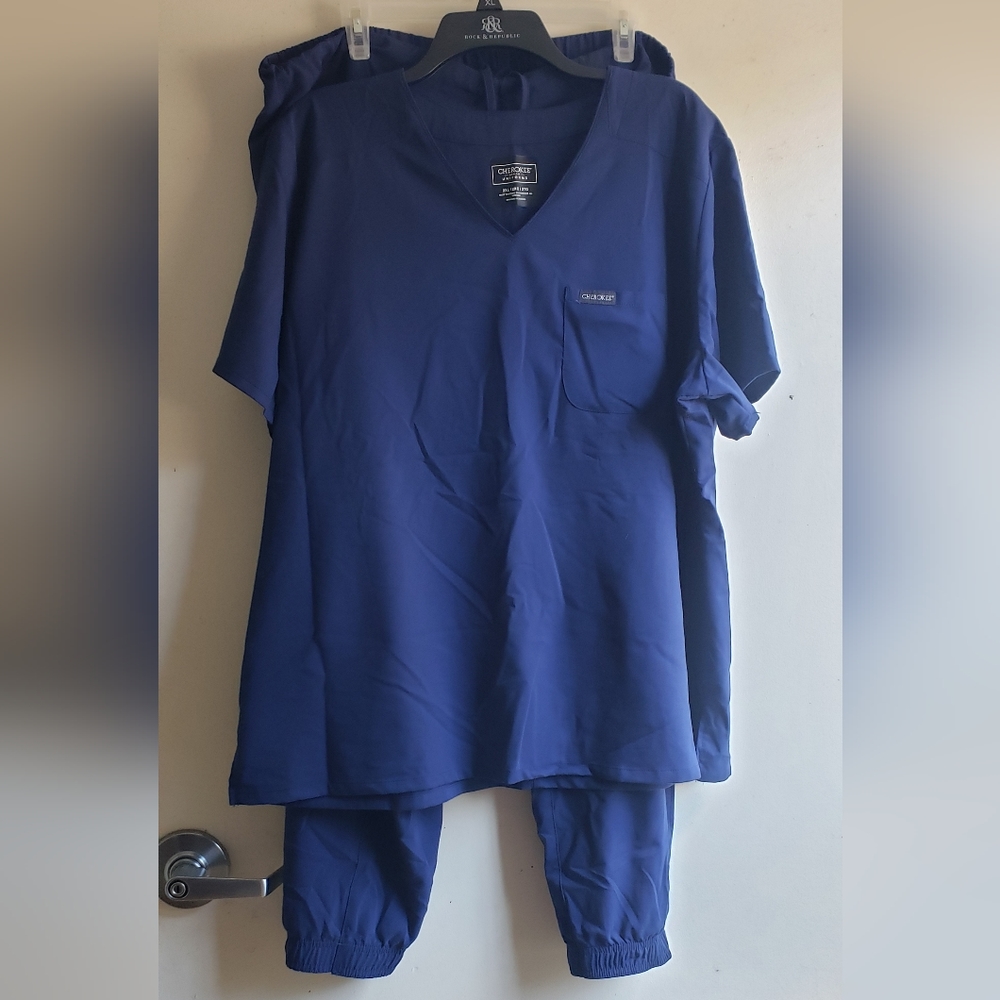 Women's Cherokee scrubs top&bottom sz 2x